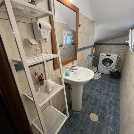 Lighthouse Apartment